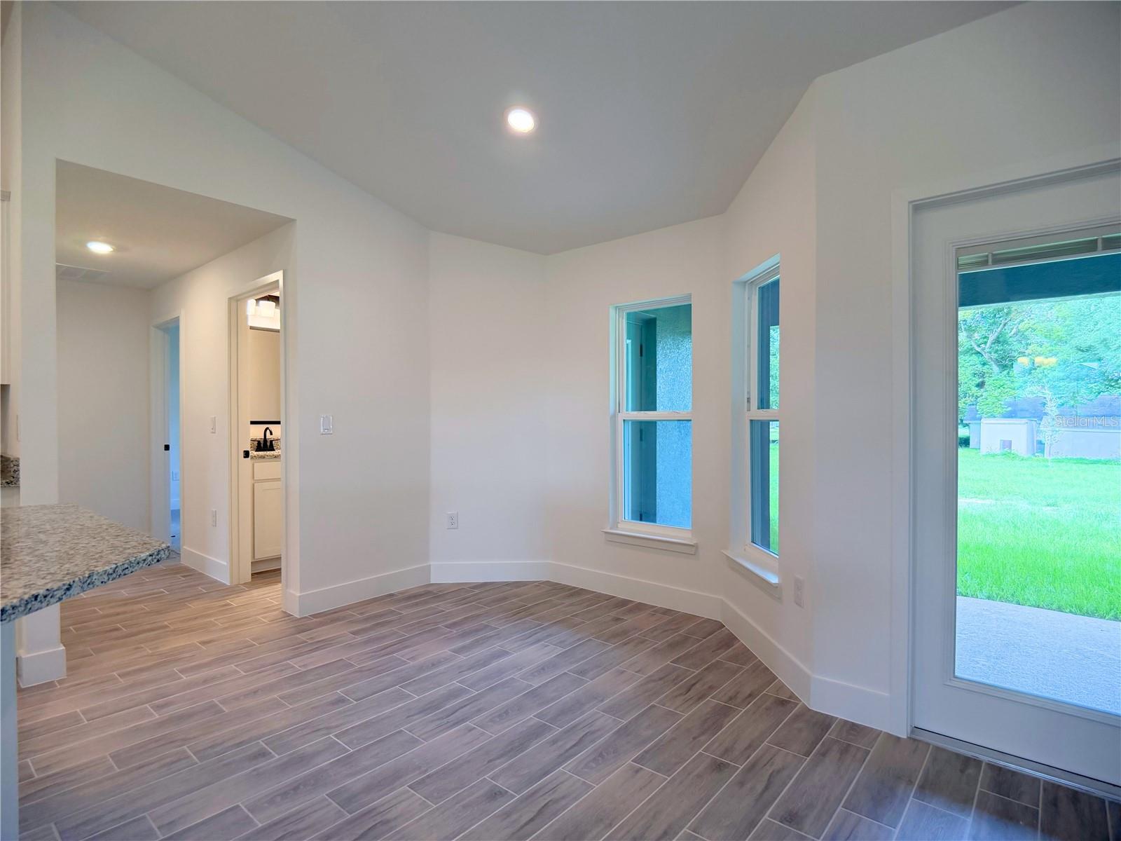 36861 Hidden View Cir Property Photo 11