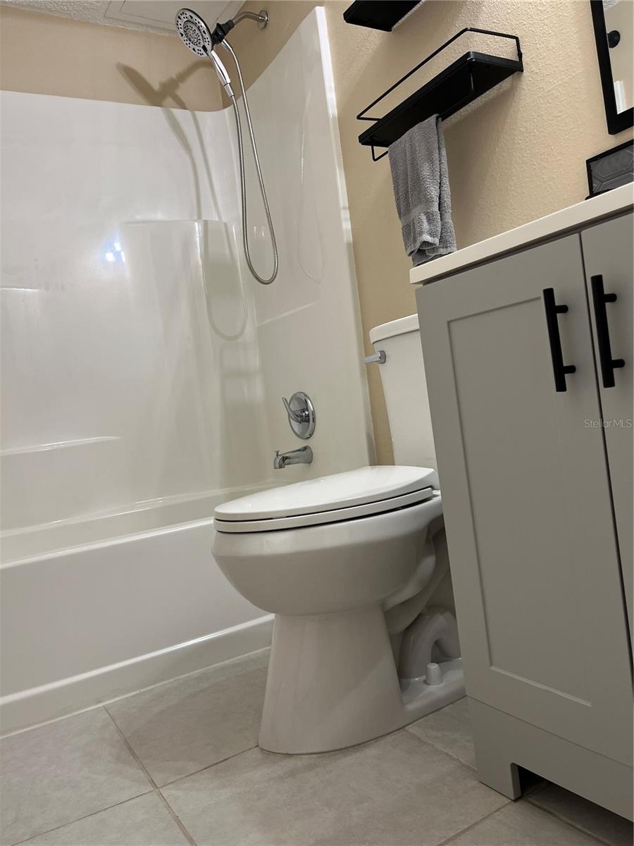 211 Thorn Tree Pl Property Photo 25