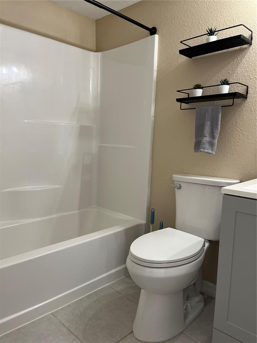 211 Thorn Tree Pl Property Photo 31
