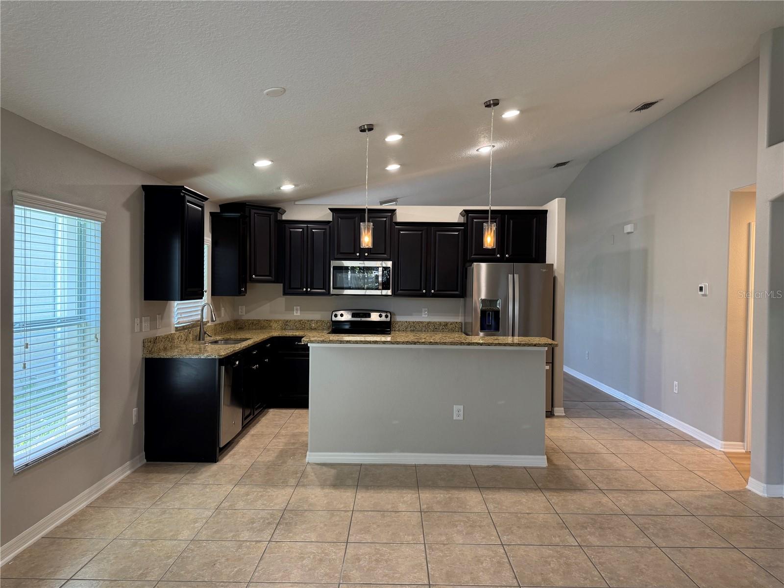 10405 Summer Azure Dr Property Photo 10
