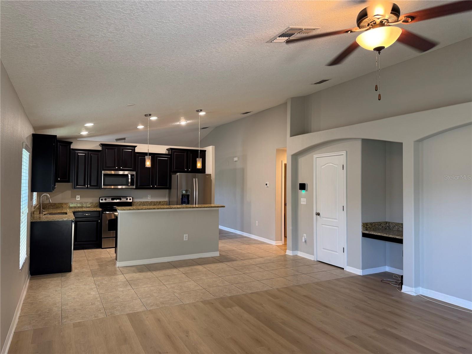 10405 Summer Azure Dr Property Photo 11