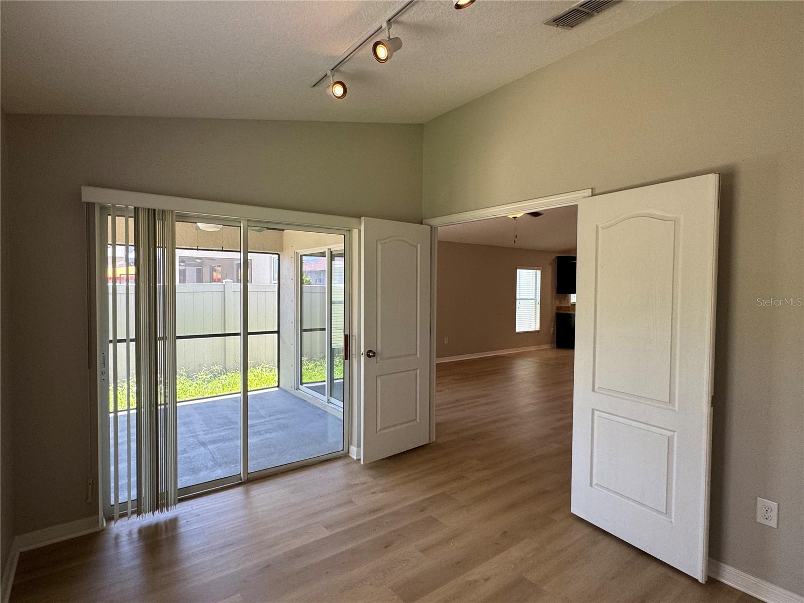 10405 Summer Azure Dr Property Photo 15