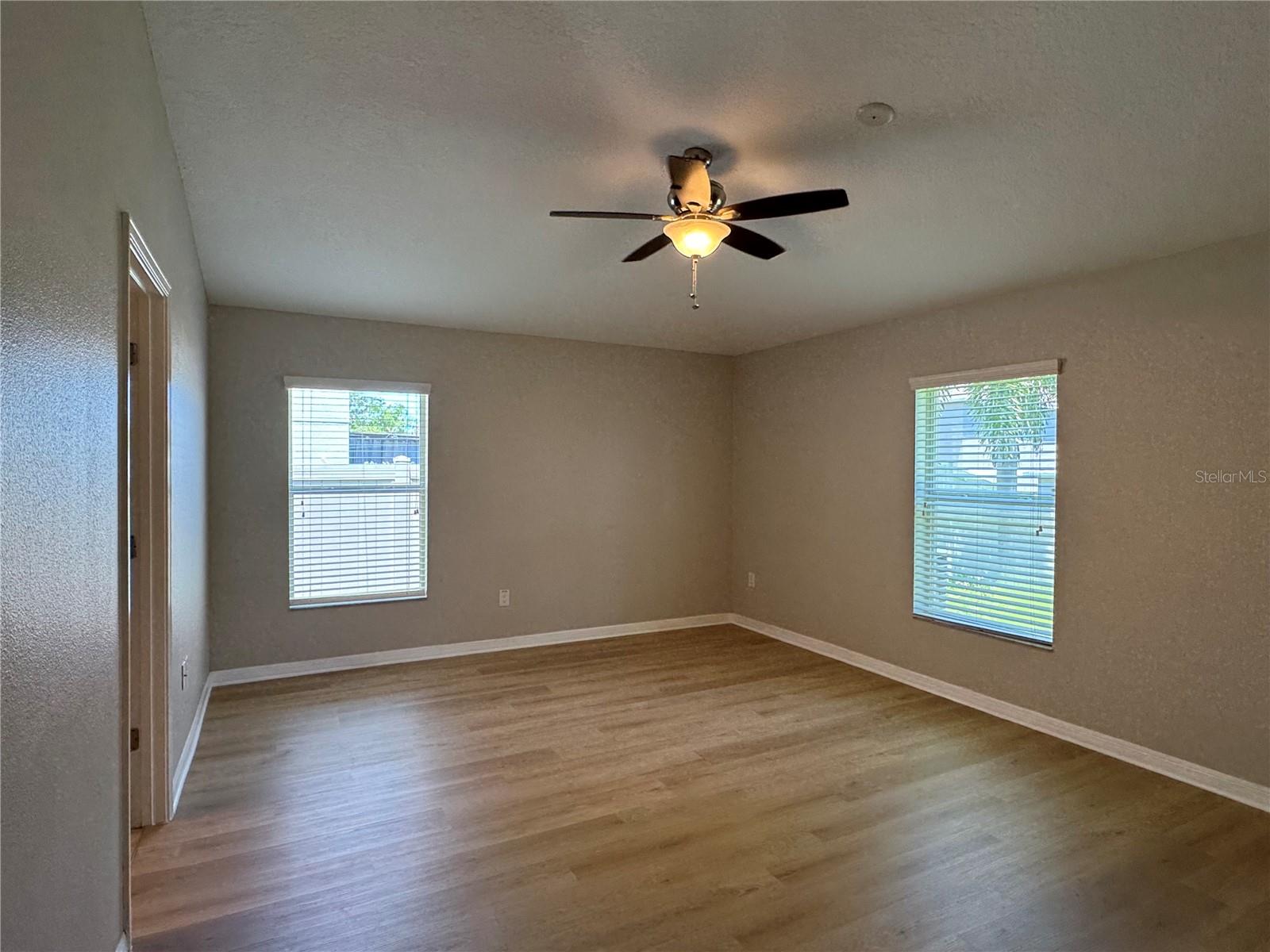 10405 Summer Azure Dr Property Photo 16