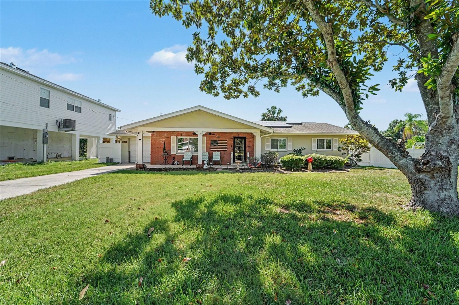 8639 Green St Property Photo 1