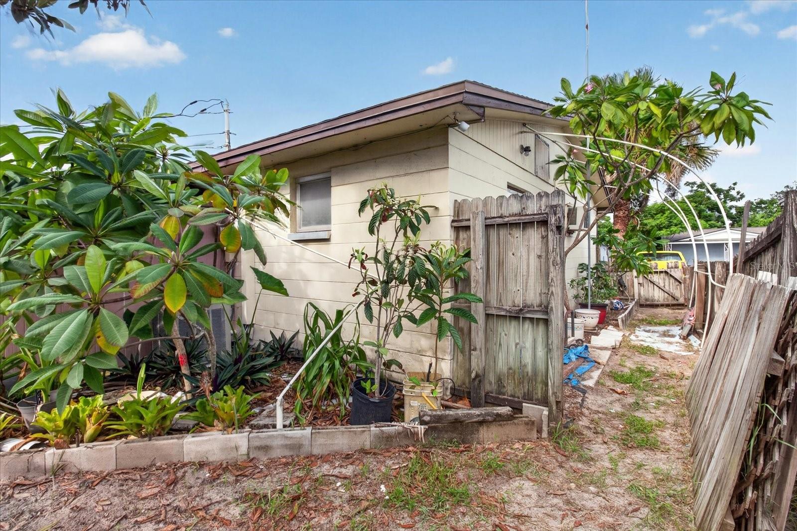 4448 Terry Loop Property Photo 52