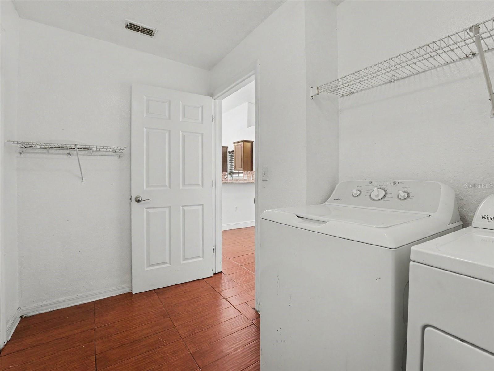 1335 Laurel Glen Dr Property Photo 17