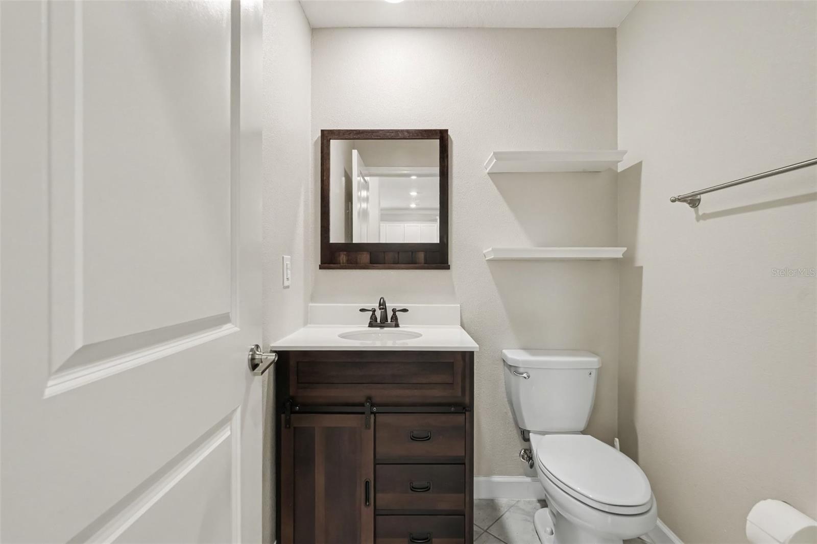 9173 Shadyside Ln Property Photo 10
