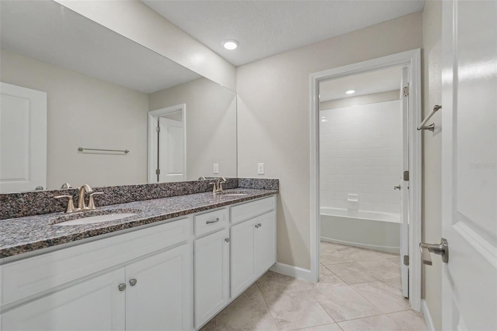 9173 Shadyside Ln Property Photo 21