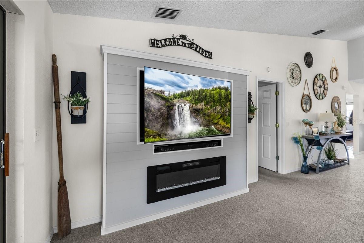 6653 River Run Blvd Property Photo 13