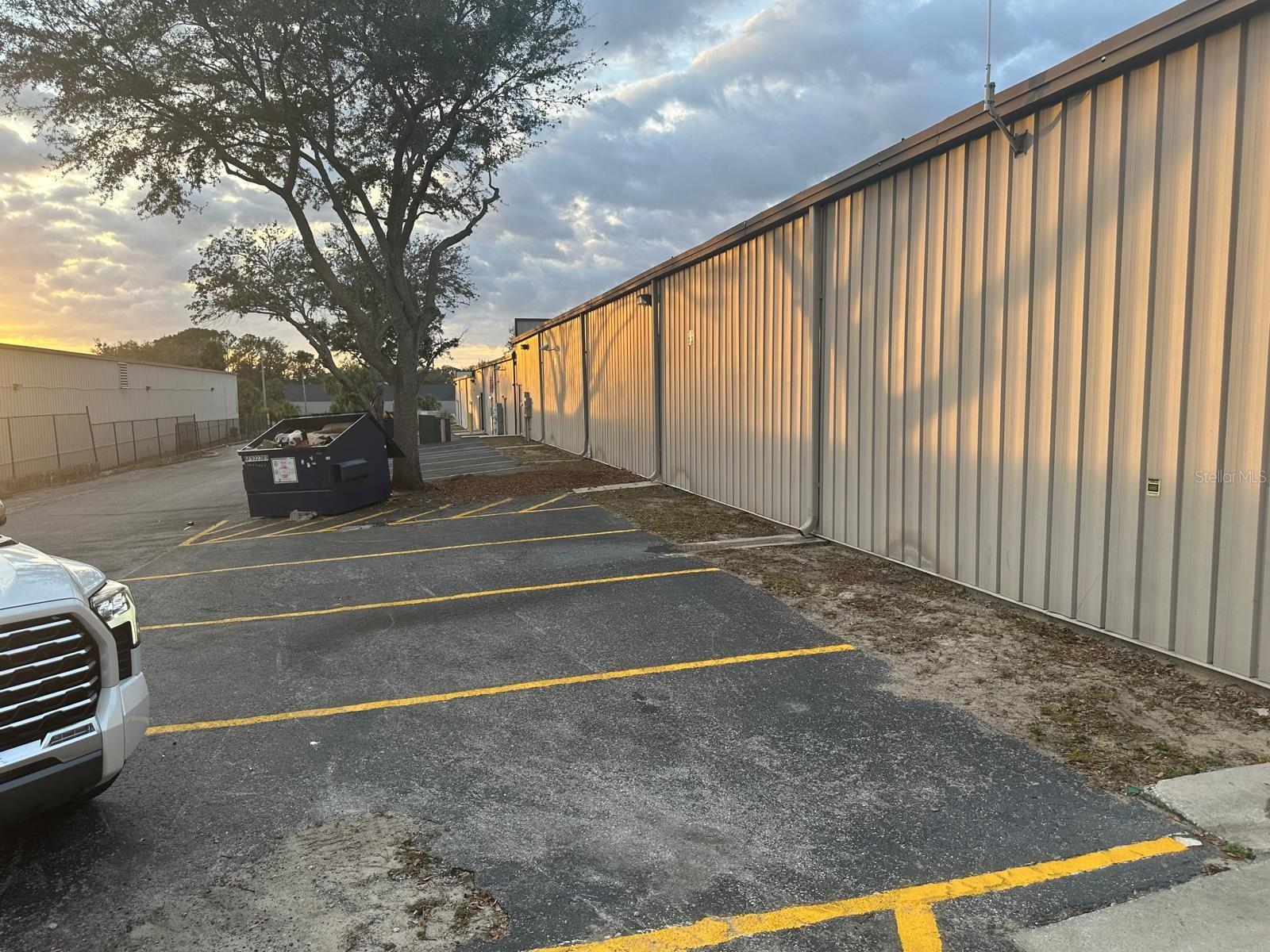 1727 E Busch Blvd Property Photo 8