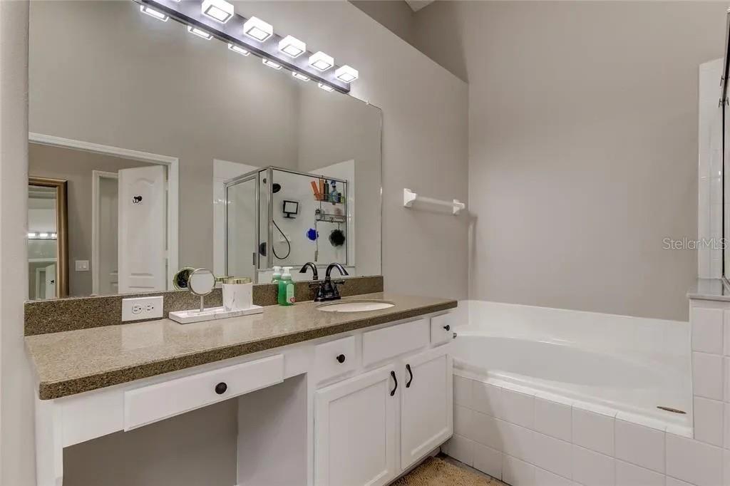 12213 Ravens Nest Pl Property Photo 30