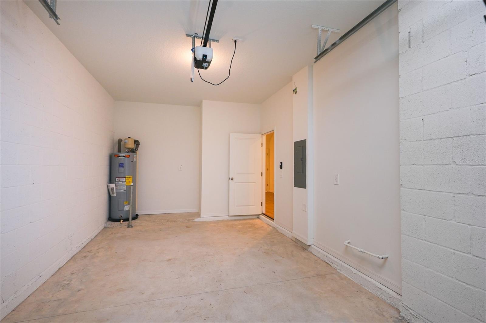11194 Treasure Swale Way Property Photo 13