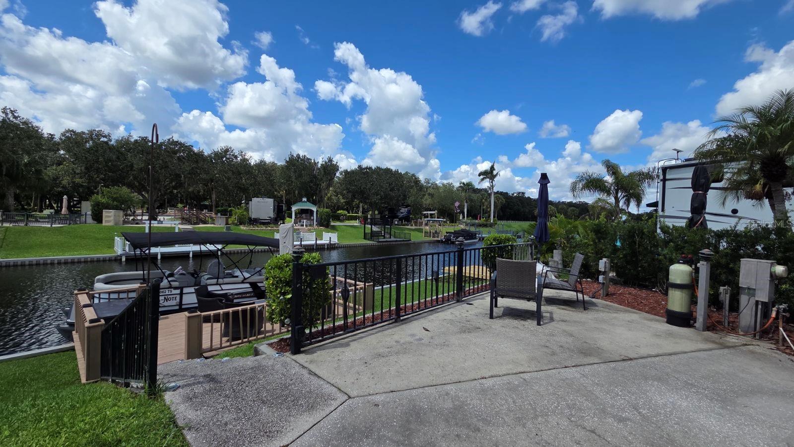 579 Waterway Dr Property Photo 7