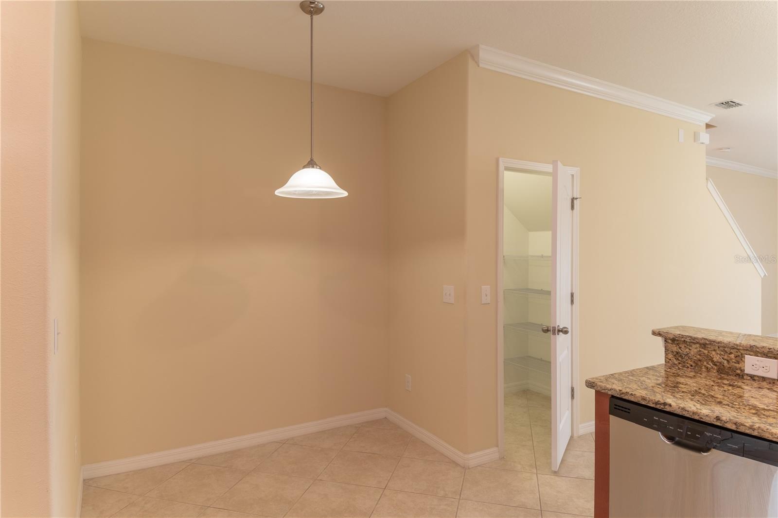 31235 Claridge Pl Property Photo 9
