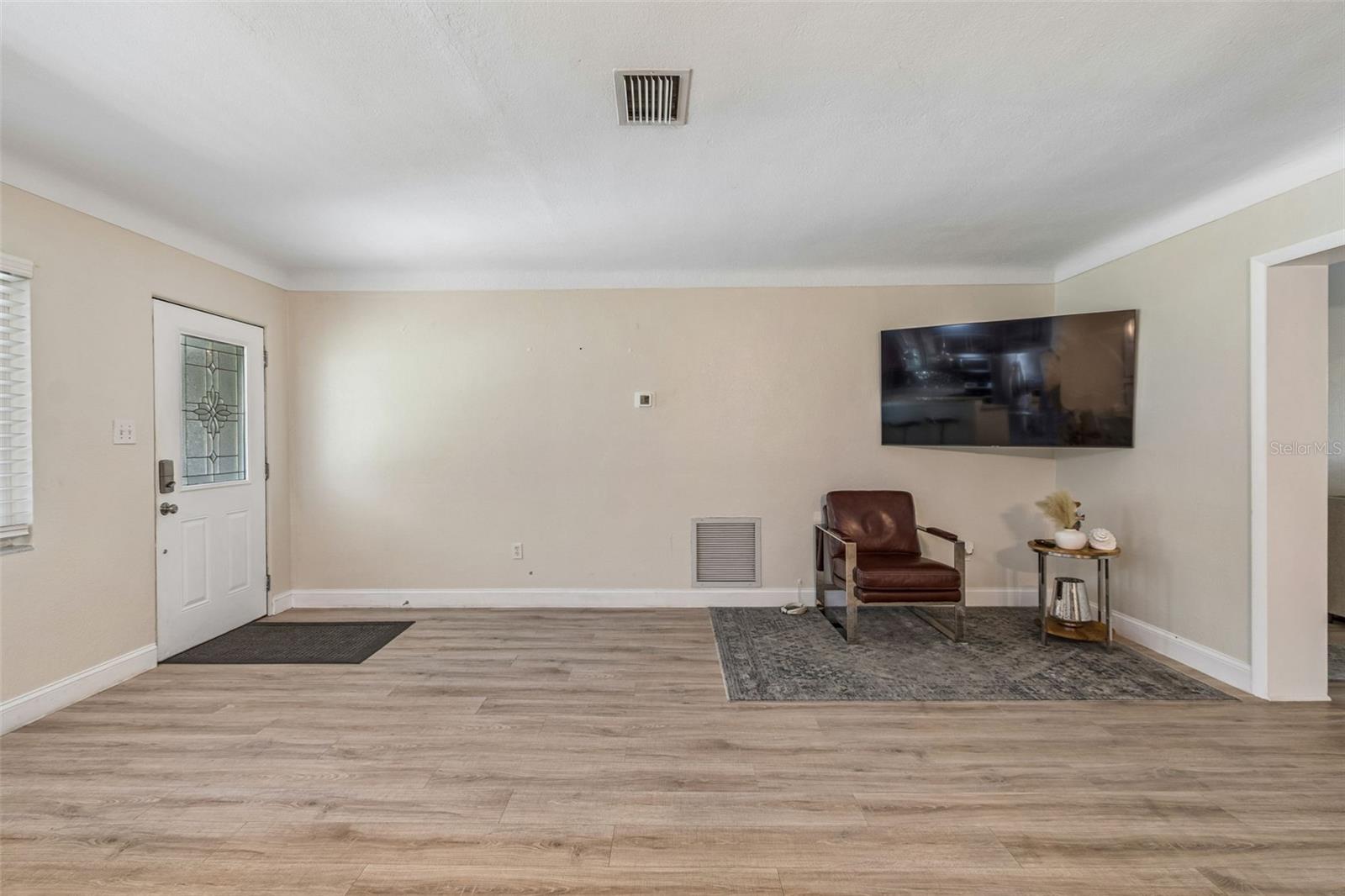 3282 Honeysuckle Rd Property Photo 18