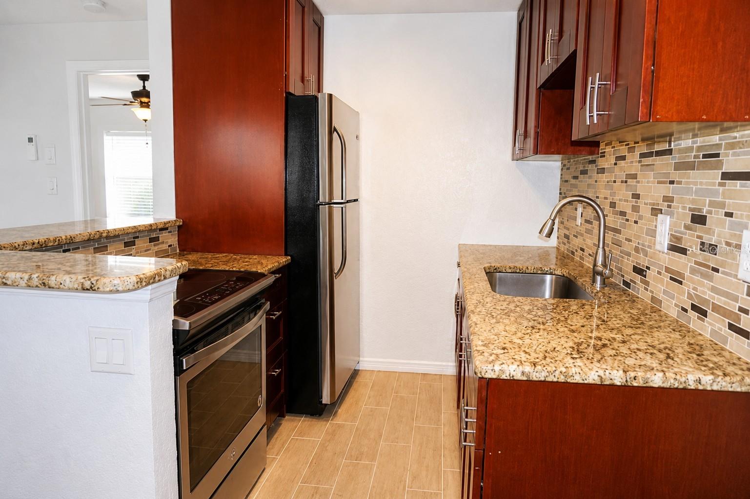14026 E Parsley Dr Property Photo 4