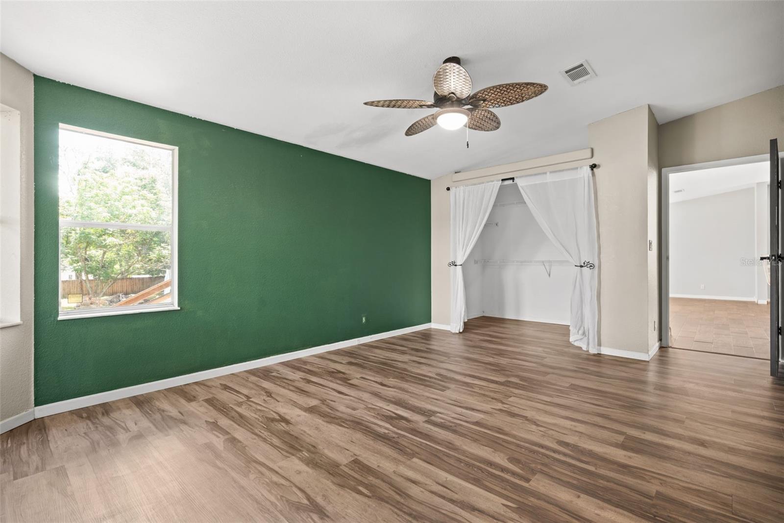 12801 Cliffside Pl Property Photo 15