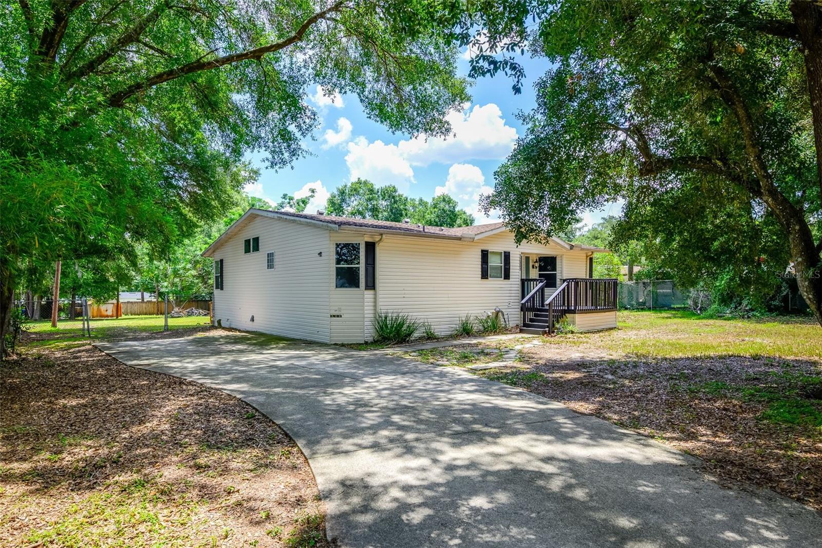 12801 Cliffside Pl Property Photo 31