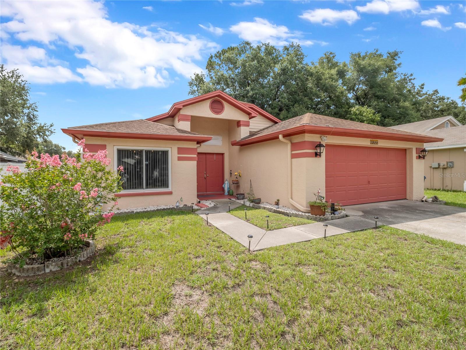 1604 Coppersmith Ct Property Photo 3