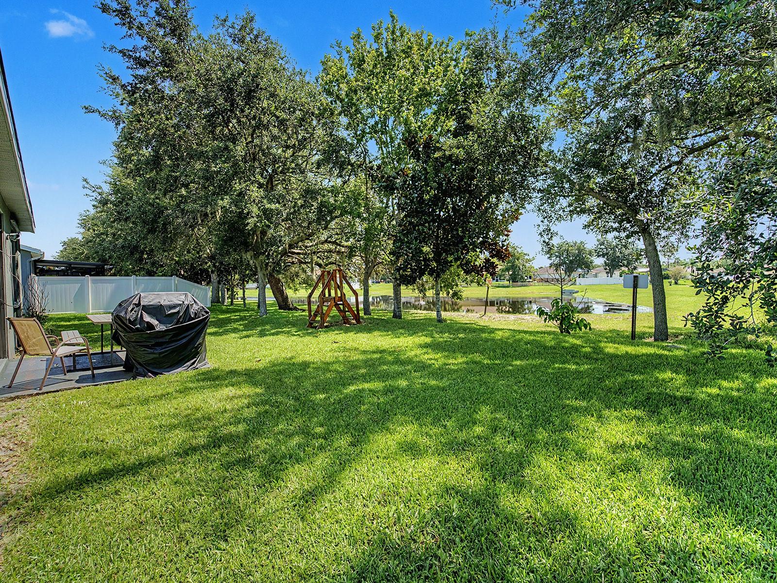4824 Ashurst St Property Photo 16