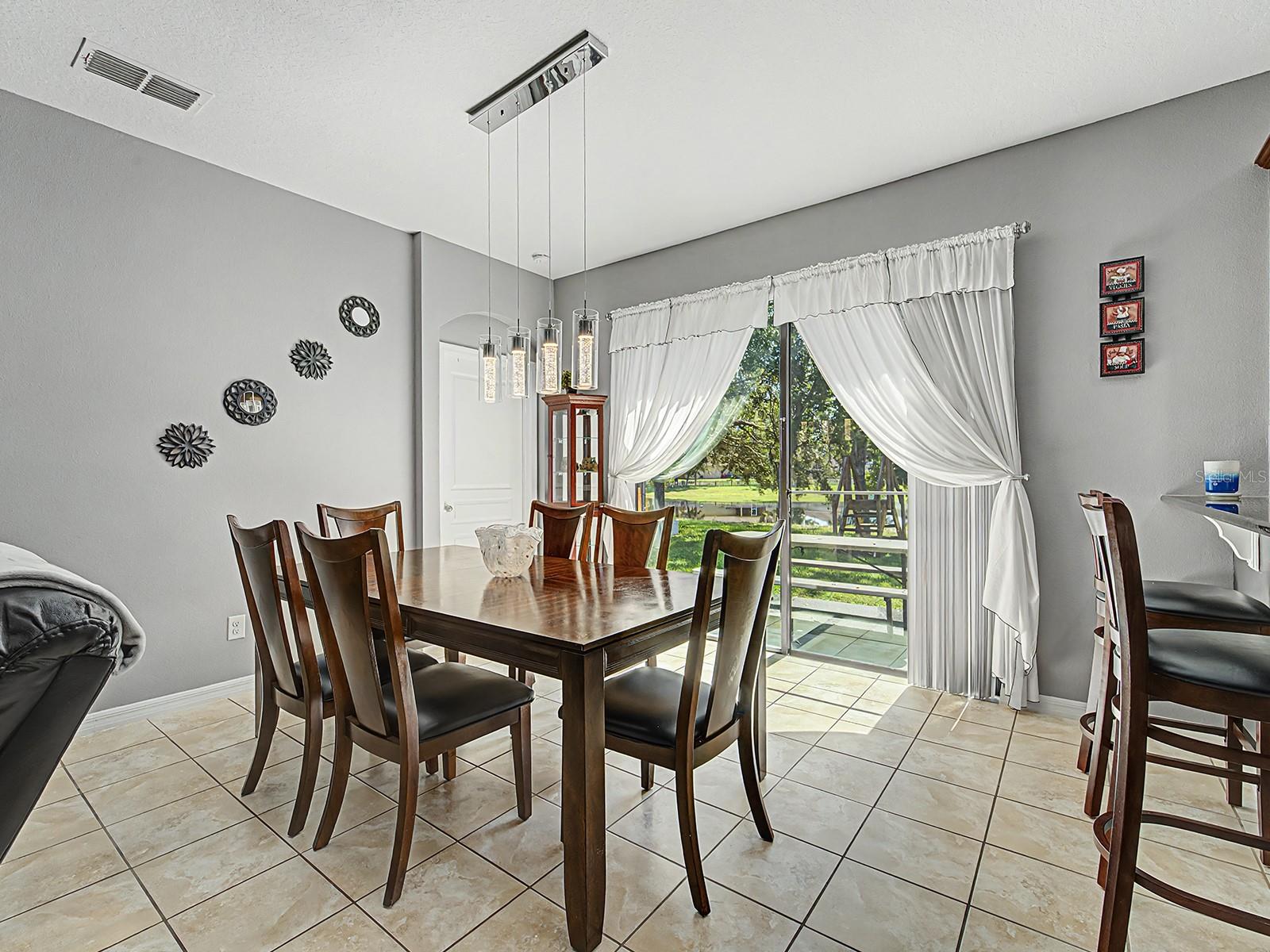4824 Ashurst St Property Photo 25