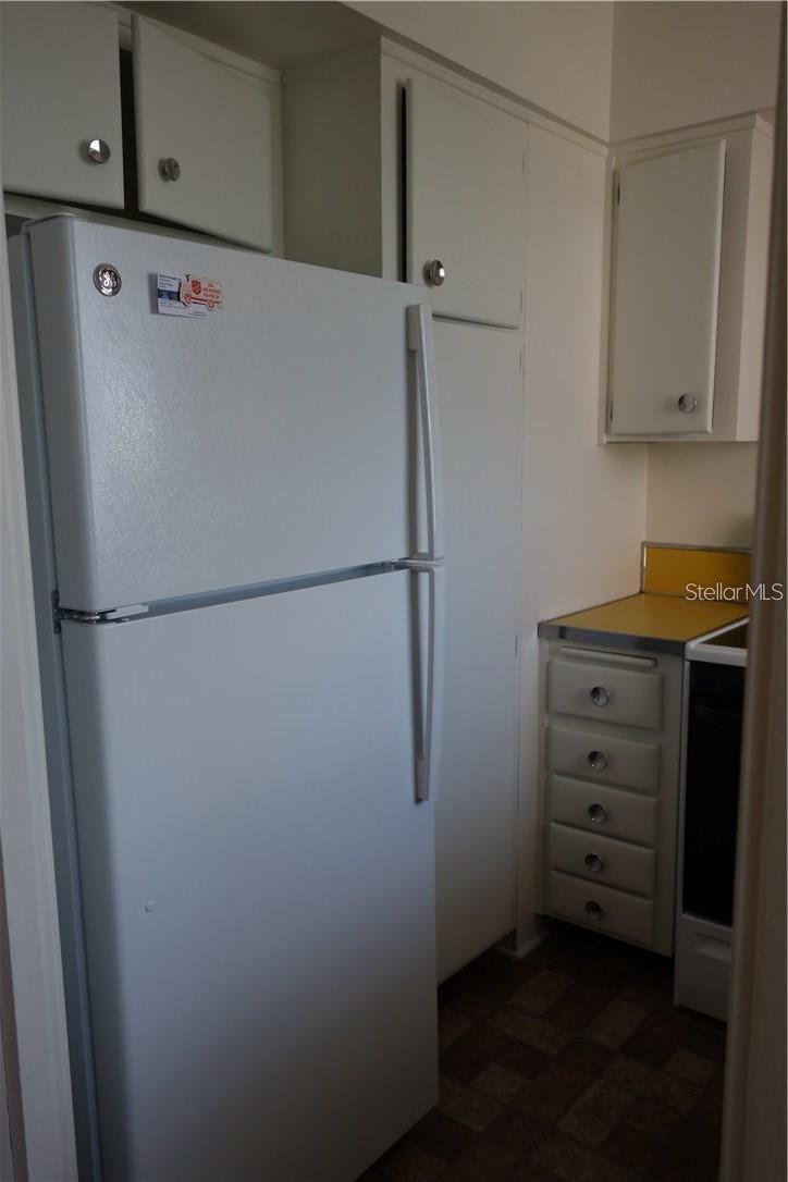 200 N Betty Ln #2e Property Photo 5