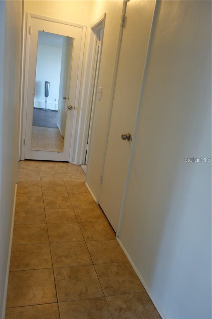 200 N Betty Ln #2e Property Photo 6