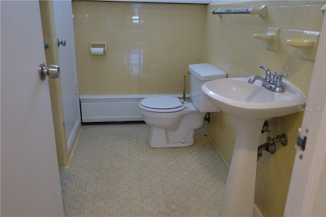 200 N Betty Ln #2e Property Photo 7