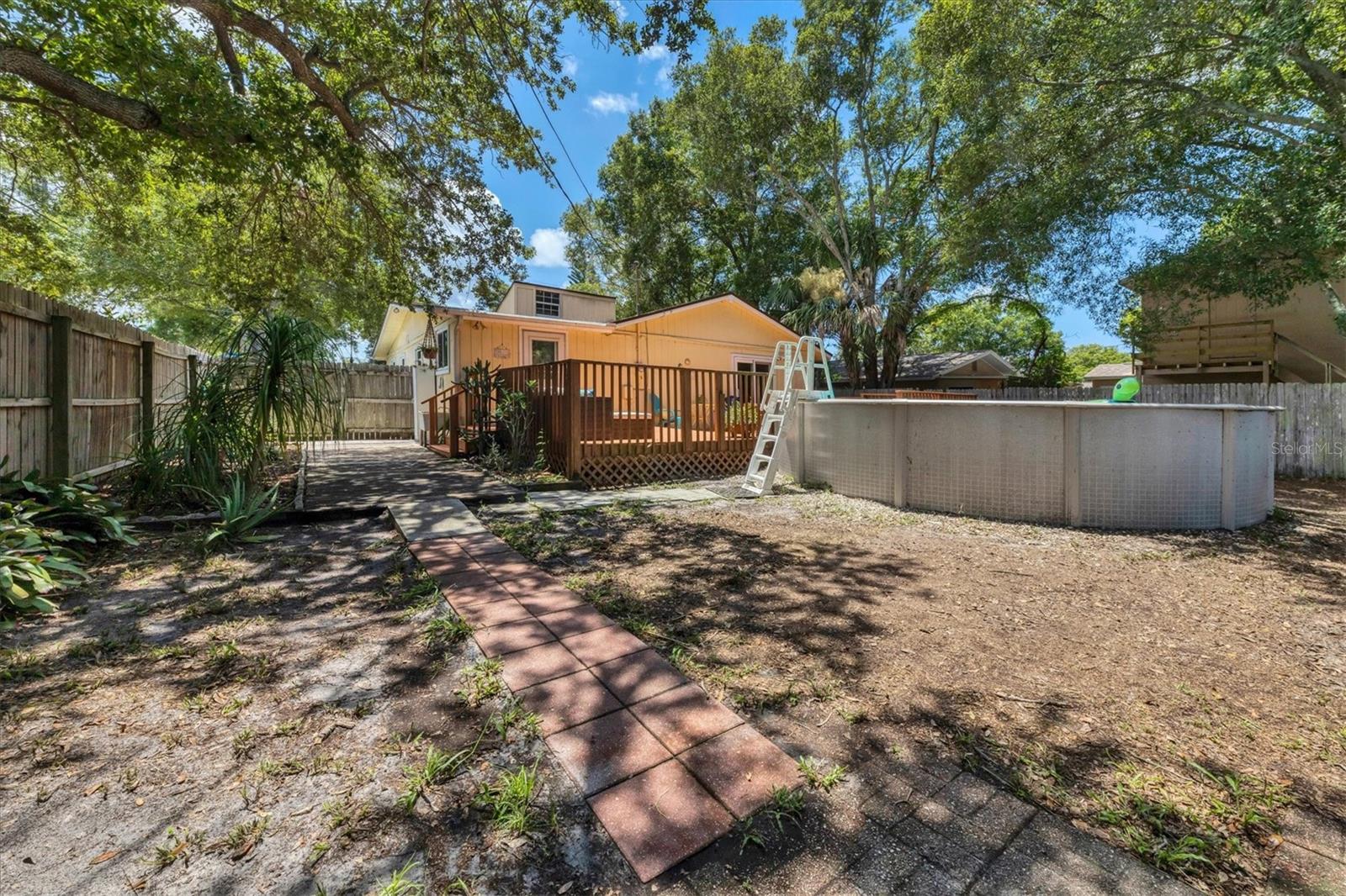 900 Beverly Ave Property Photo 31