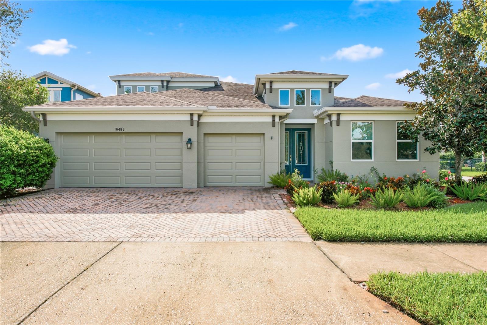 16485 Courtyard Loop Property Photo 1