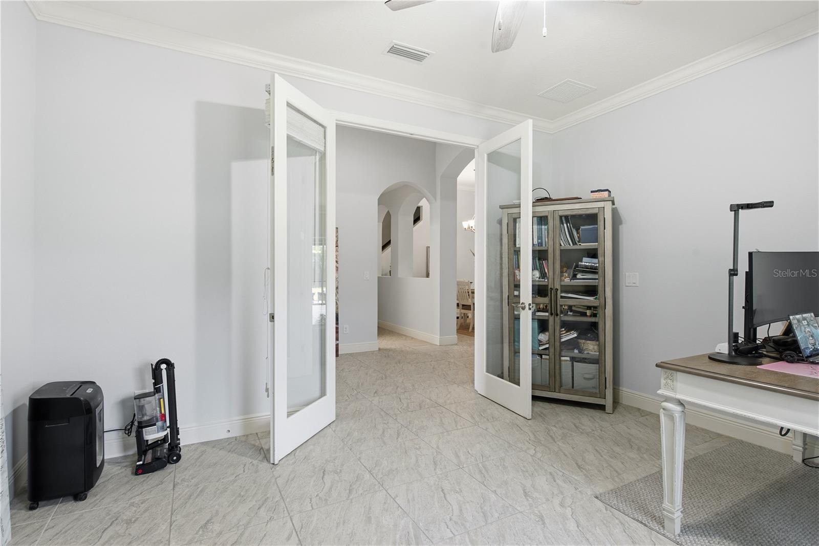 16485 Courtyard Loop Property Photo 8