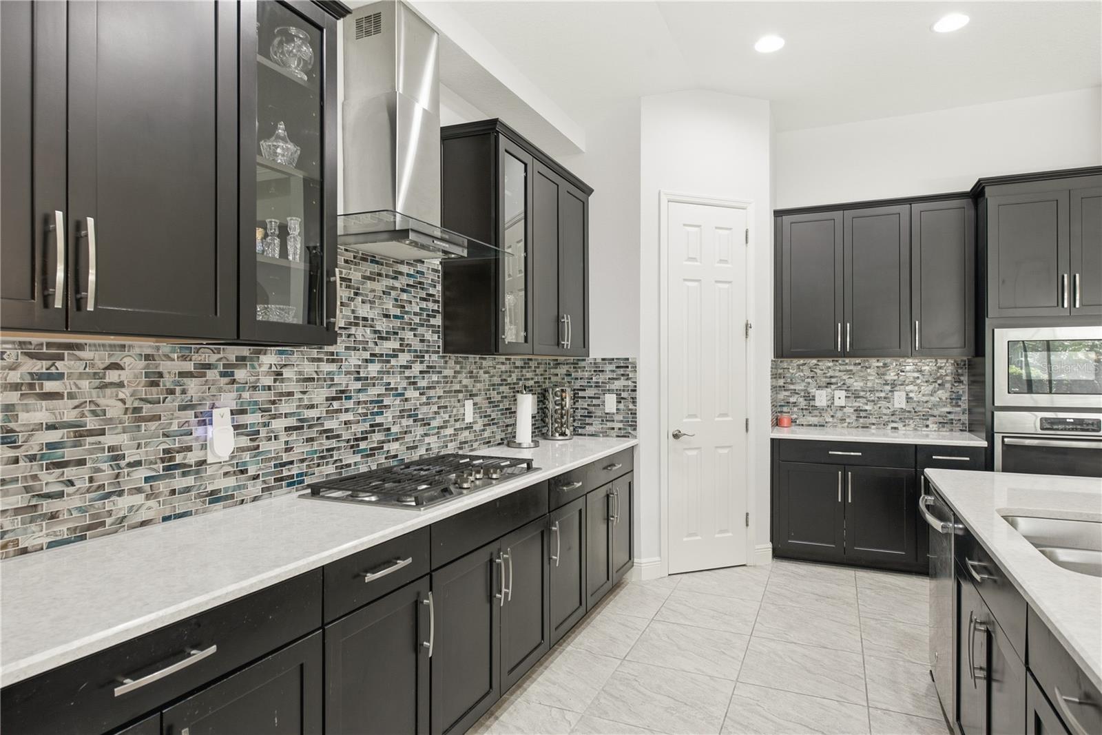 16485 Courtyard Loop Property Photo 21
