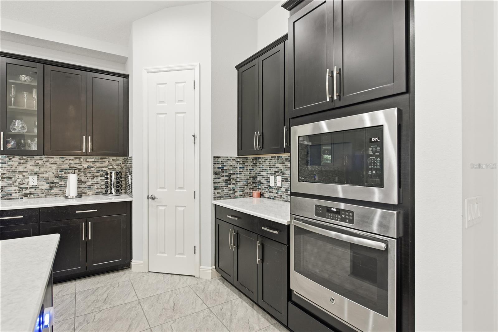 16485 Courtyard Loop Property Photo 22