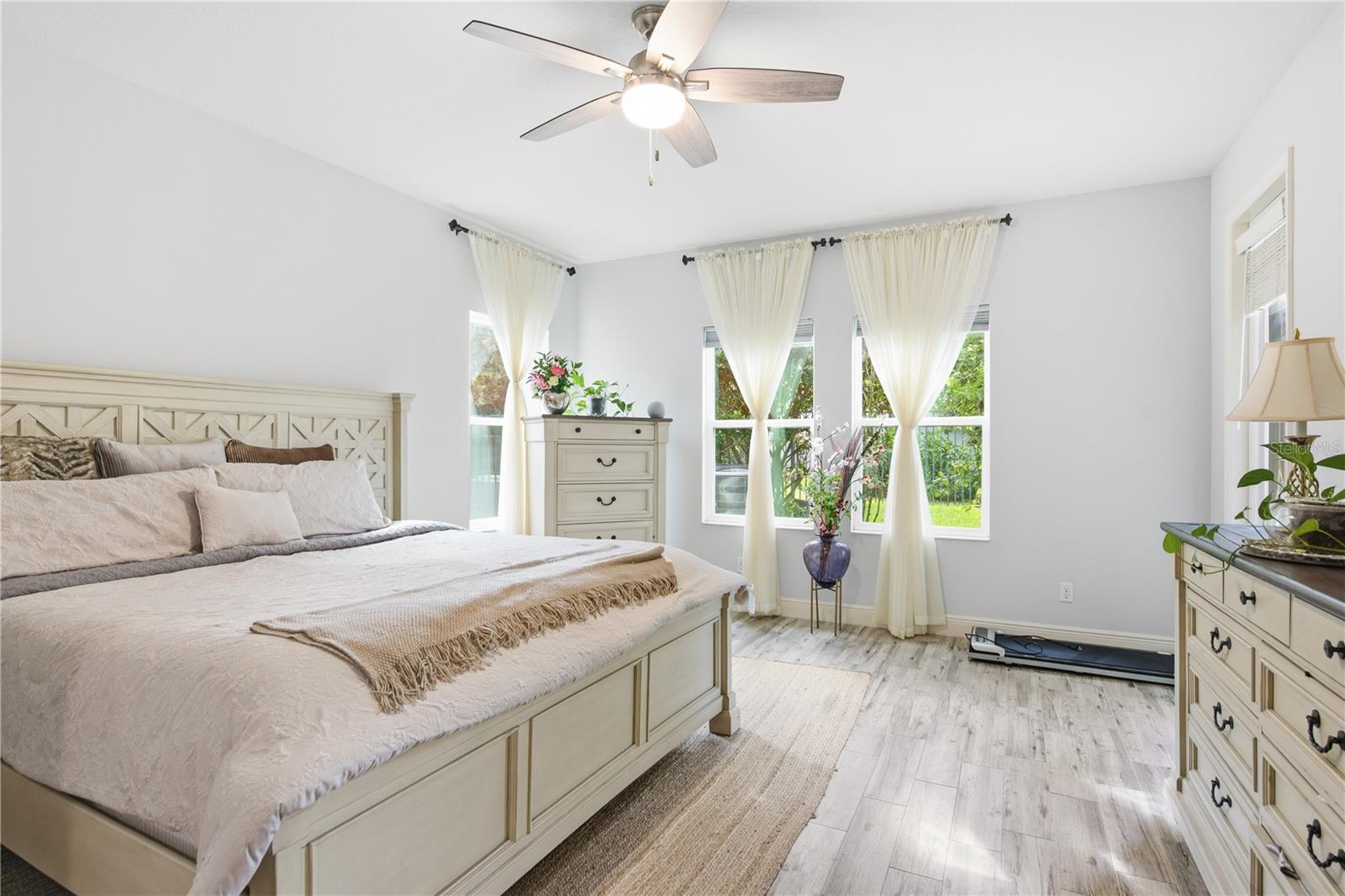 16485 Courtyard Loop Property Photo 25