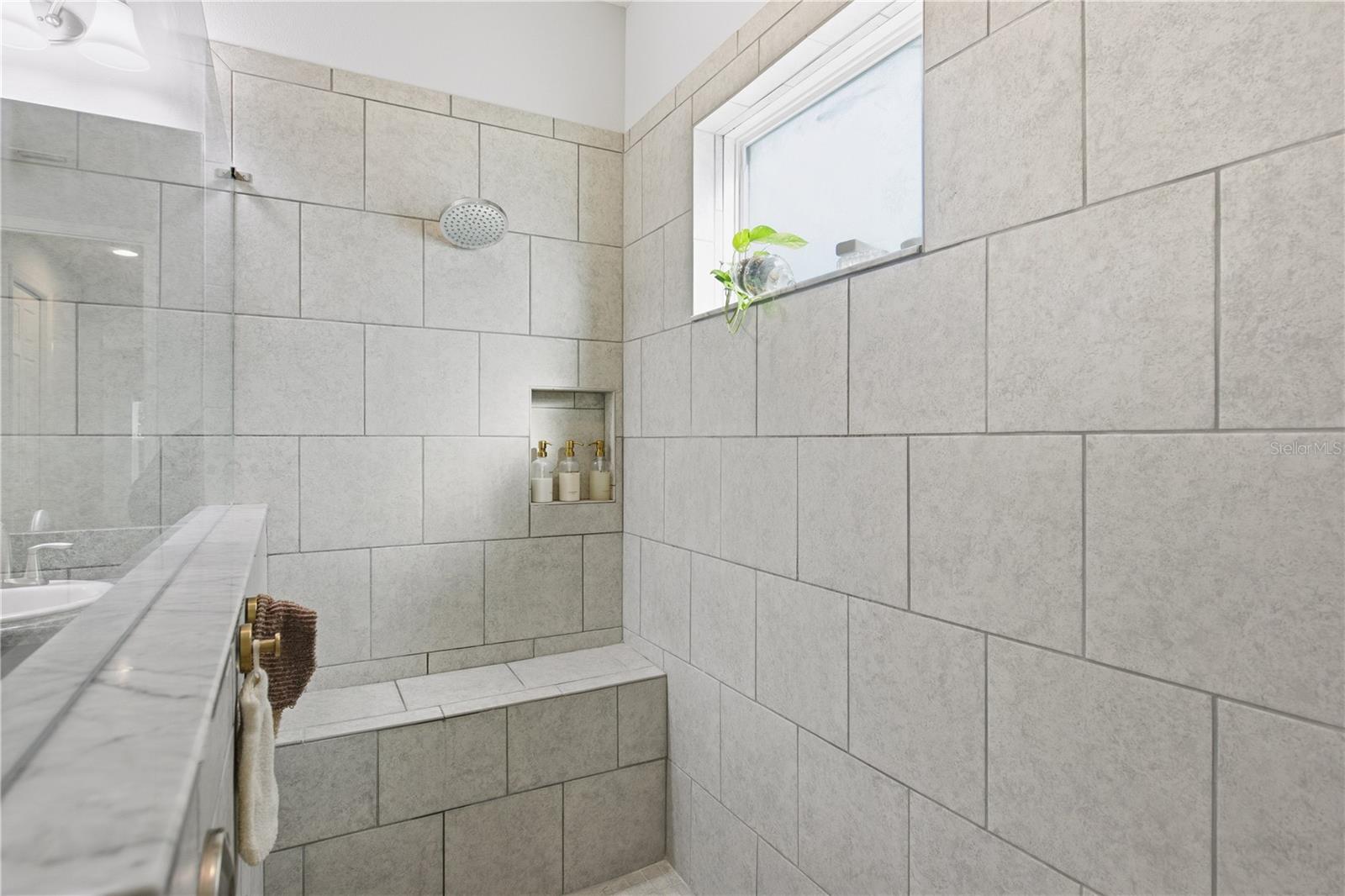 16485 Courtyard Loop Property Photo 28