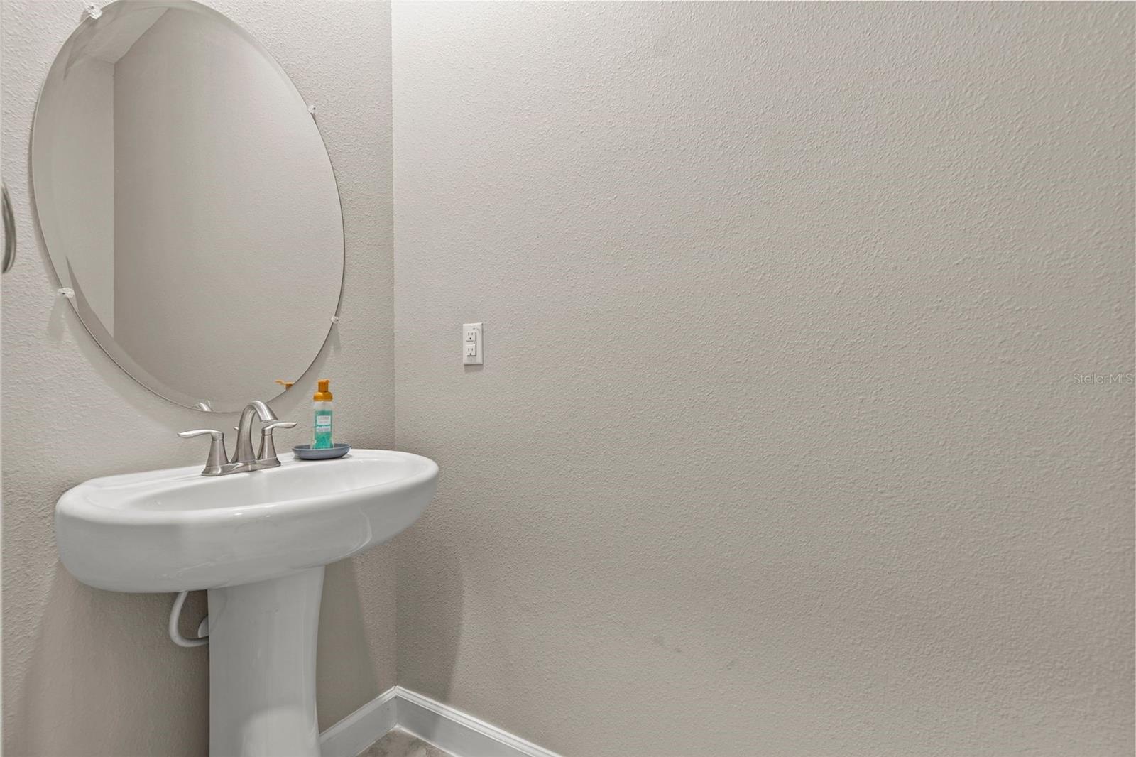 1603 Roseville St Property Photo 35