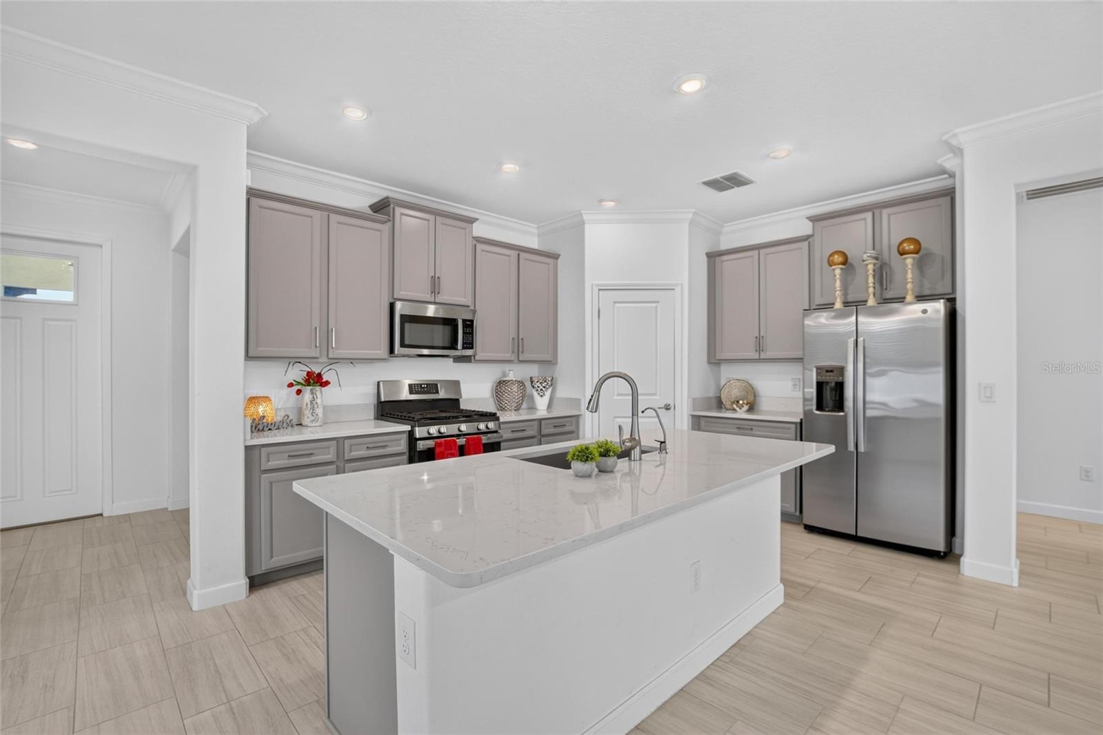 17206 Star Banks St Property Photo 13