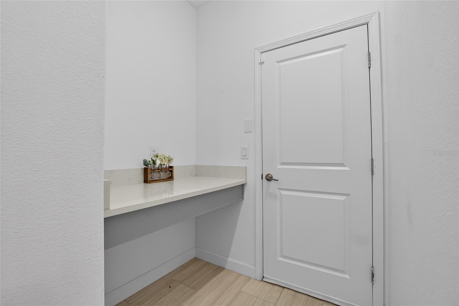 17206 Star Banks St Property Photo 34