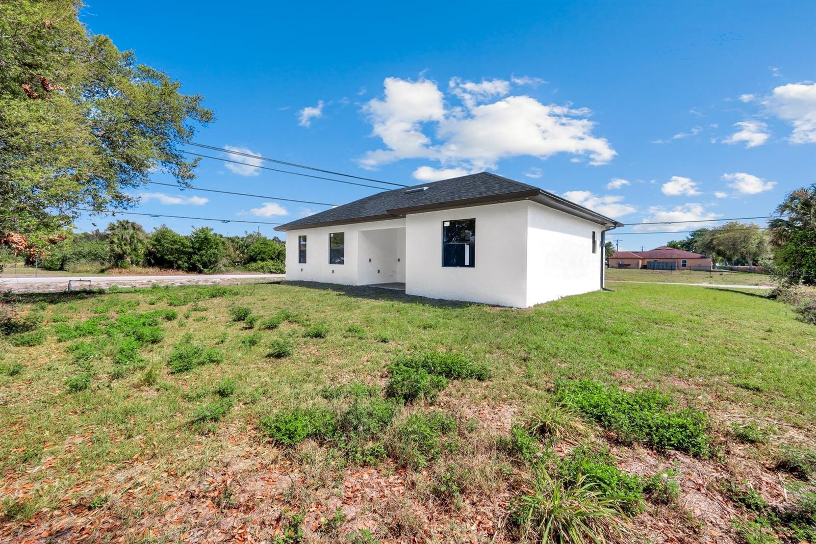 100 Parish Dr Property Photo 30