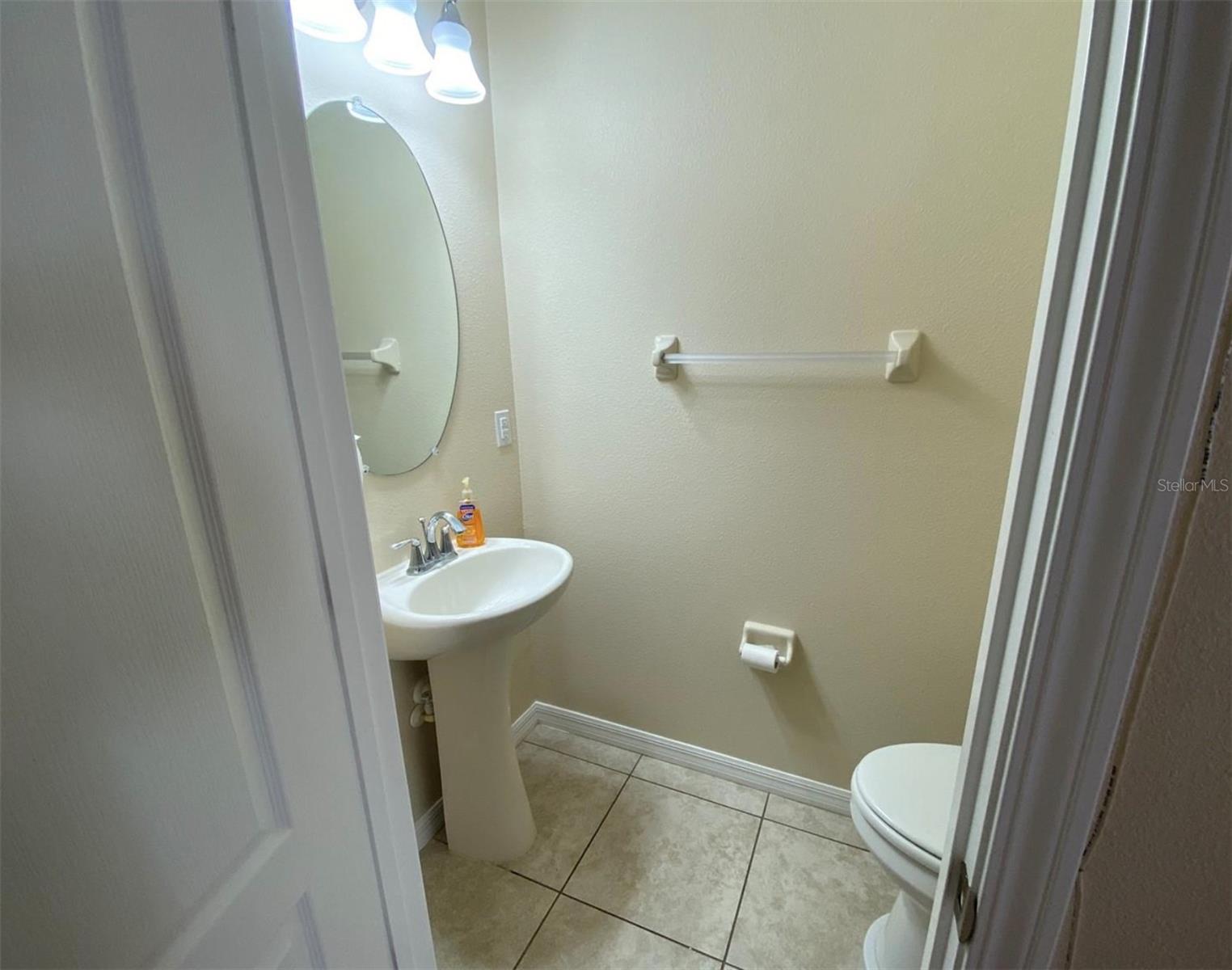 12013 Greengate Dr Property Photo 8