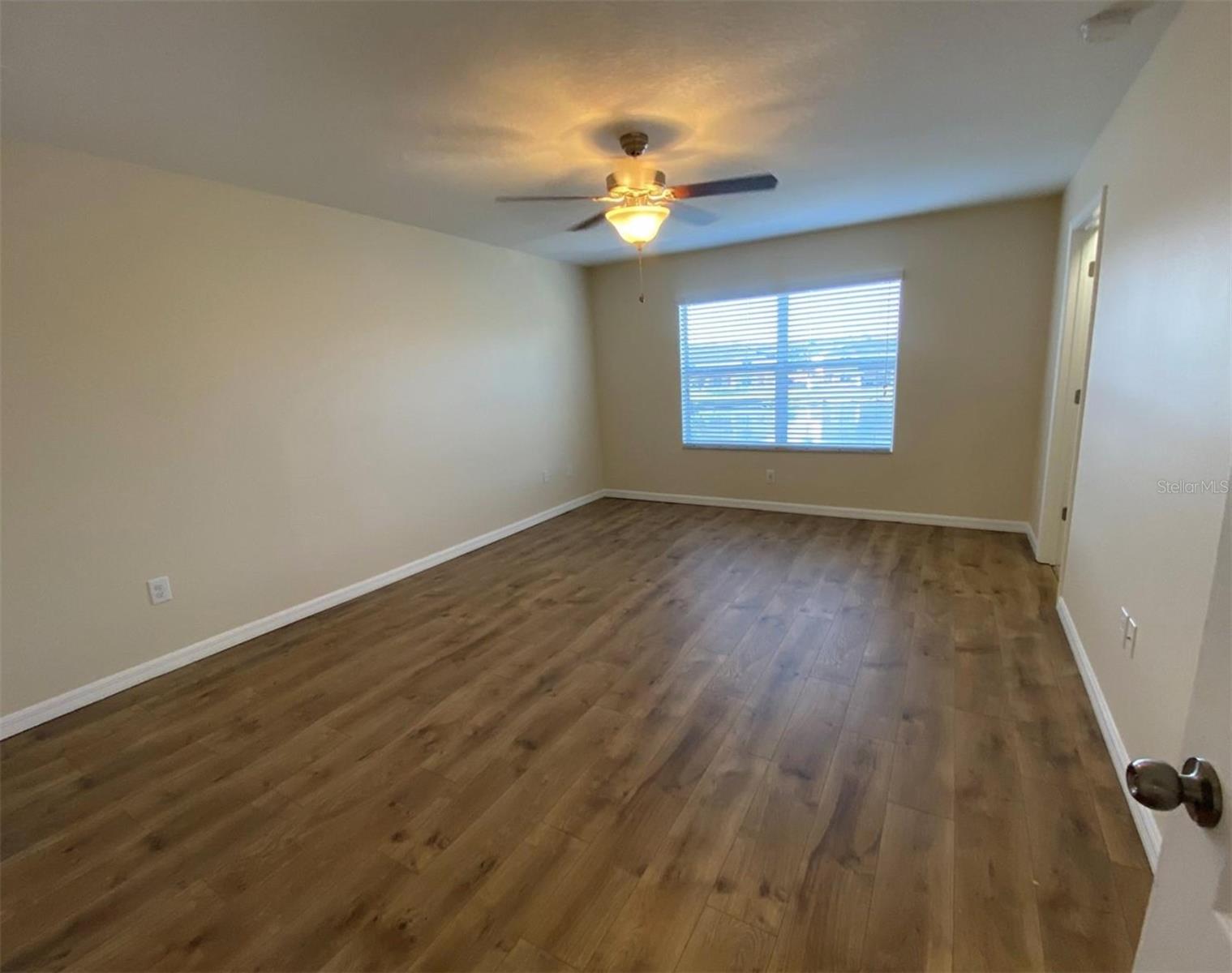 12013 Greengate Dr Property Photo 15