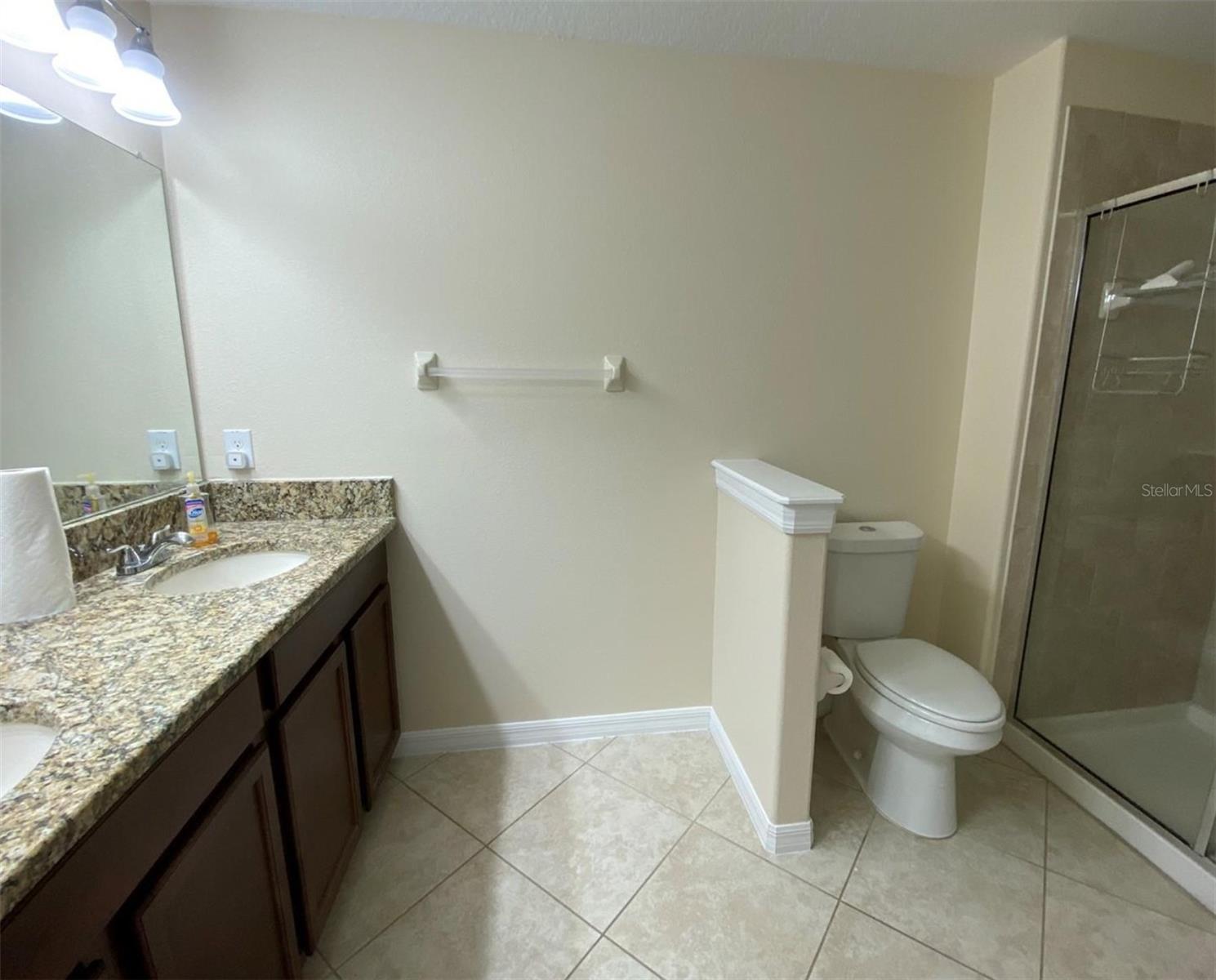 12013 Greengate Dr Property Photo 19