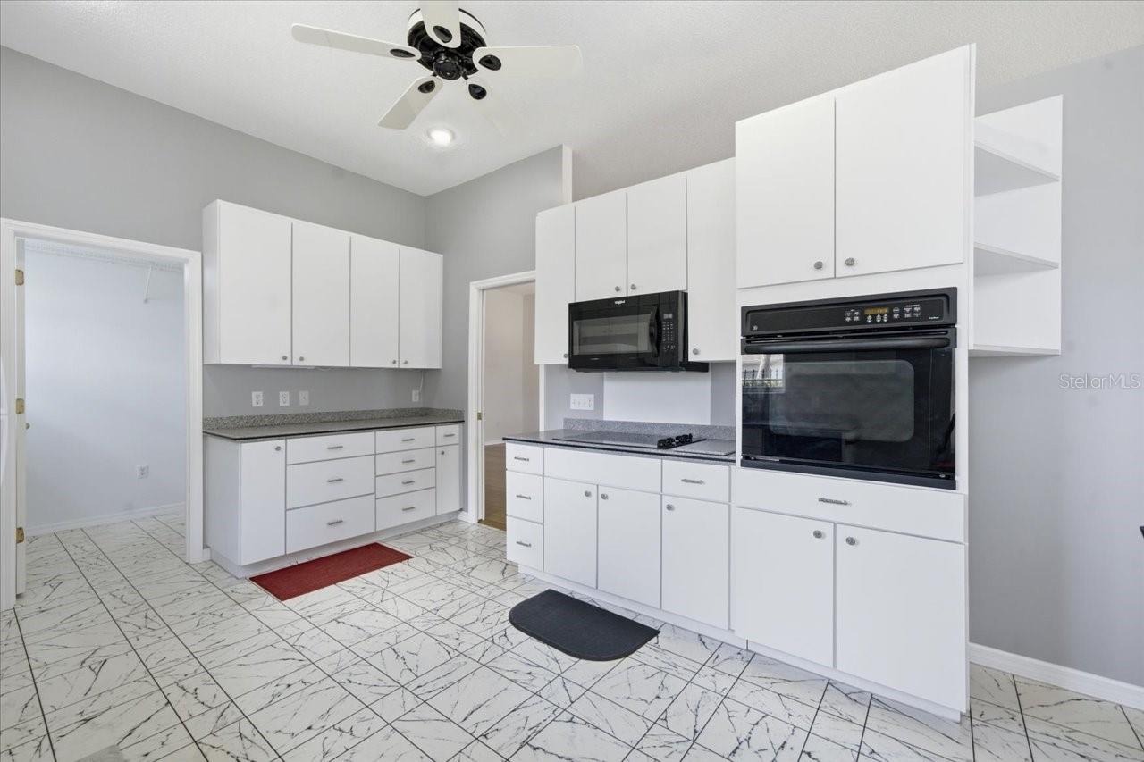 4628 Corsage Dr Property Photo 8