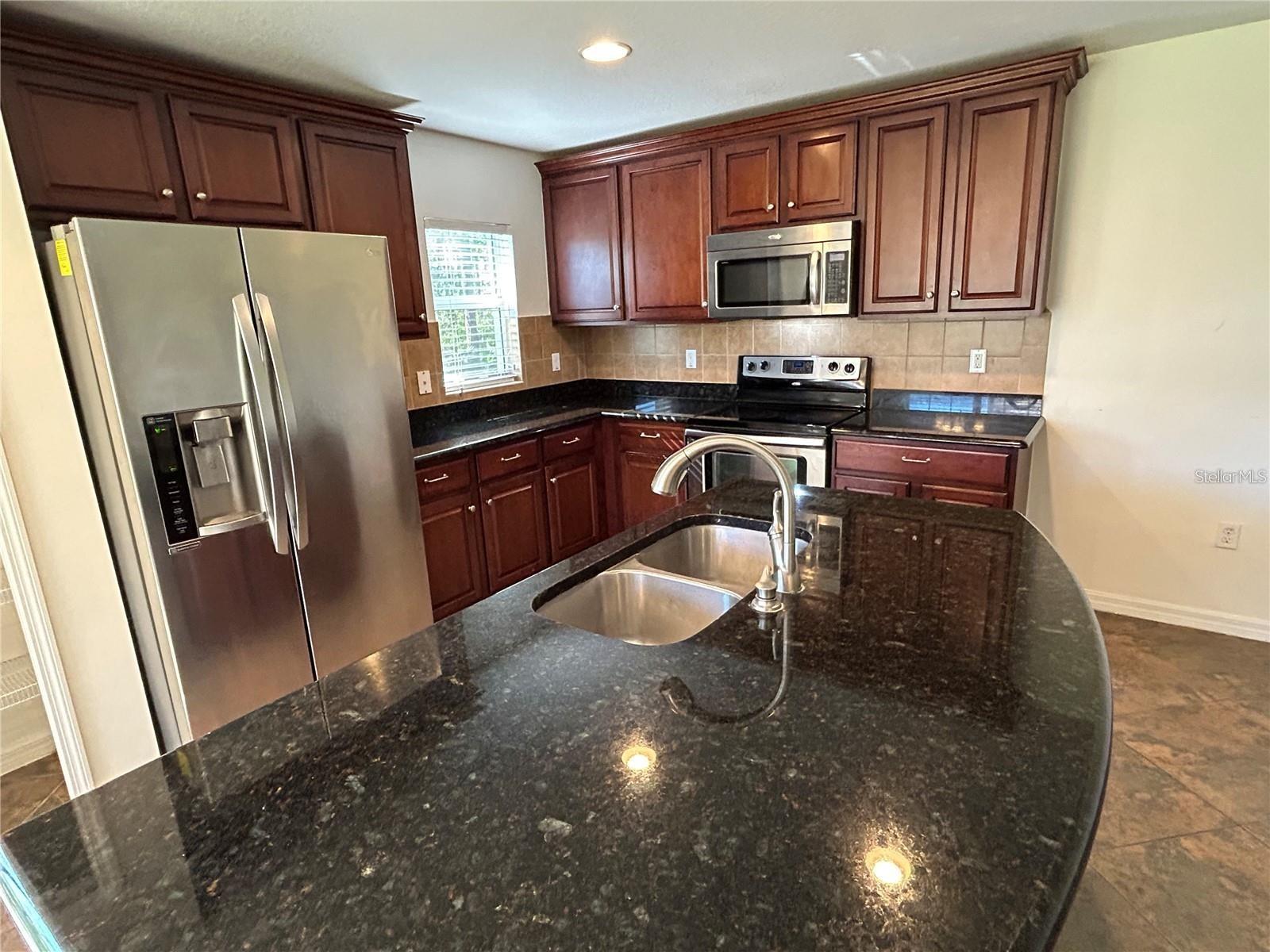 2802 Birchcreek Dr Property Photo 7