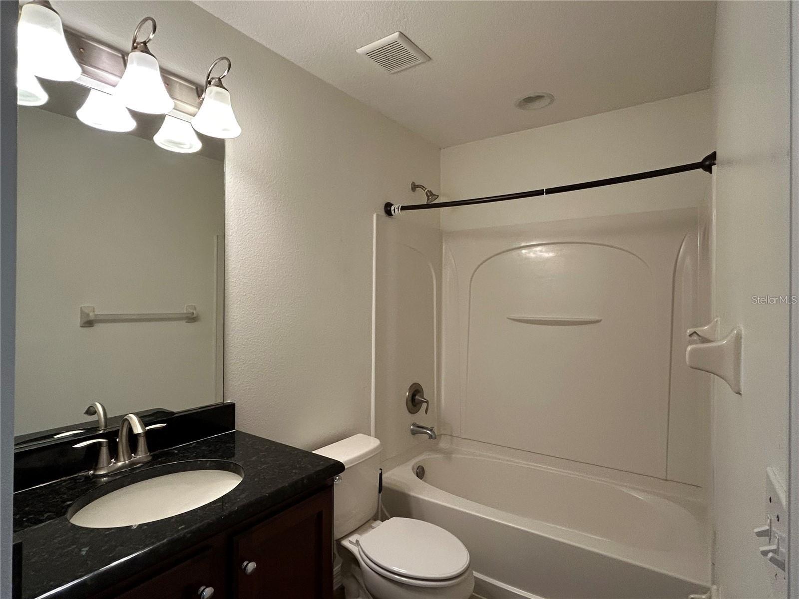 2802 Birchcreek Dr Property Photo 18