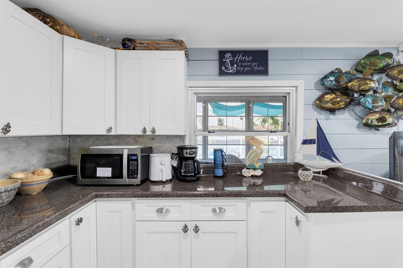 6630 Tower Dr Property Photo 17