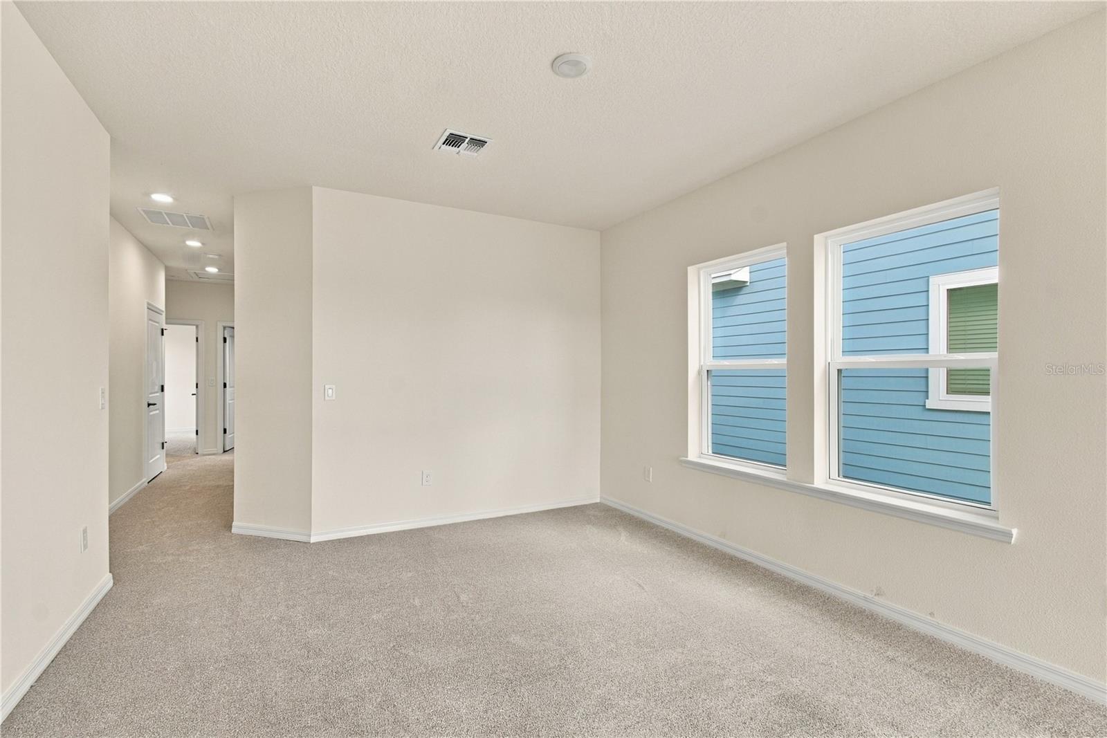 3226 Voyager Ave Property Photo 14