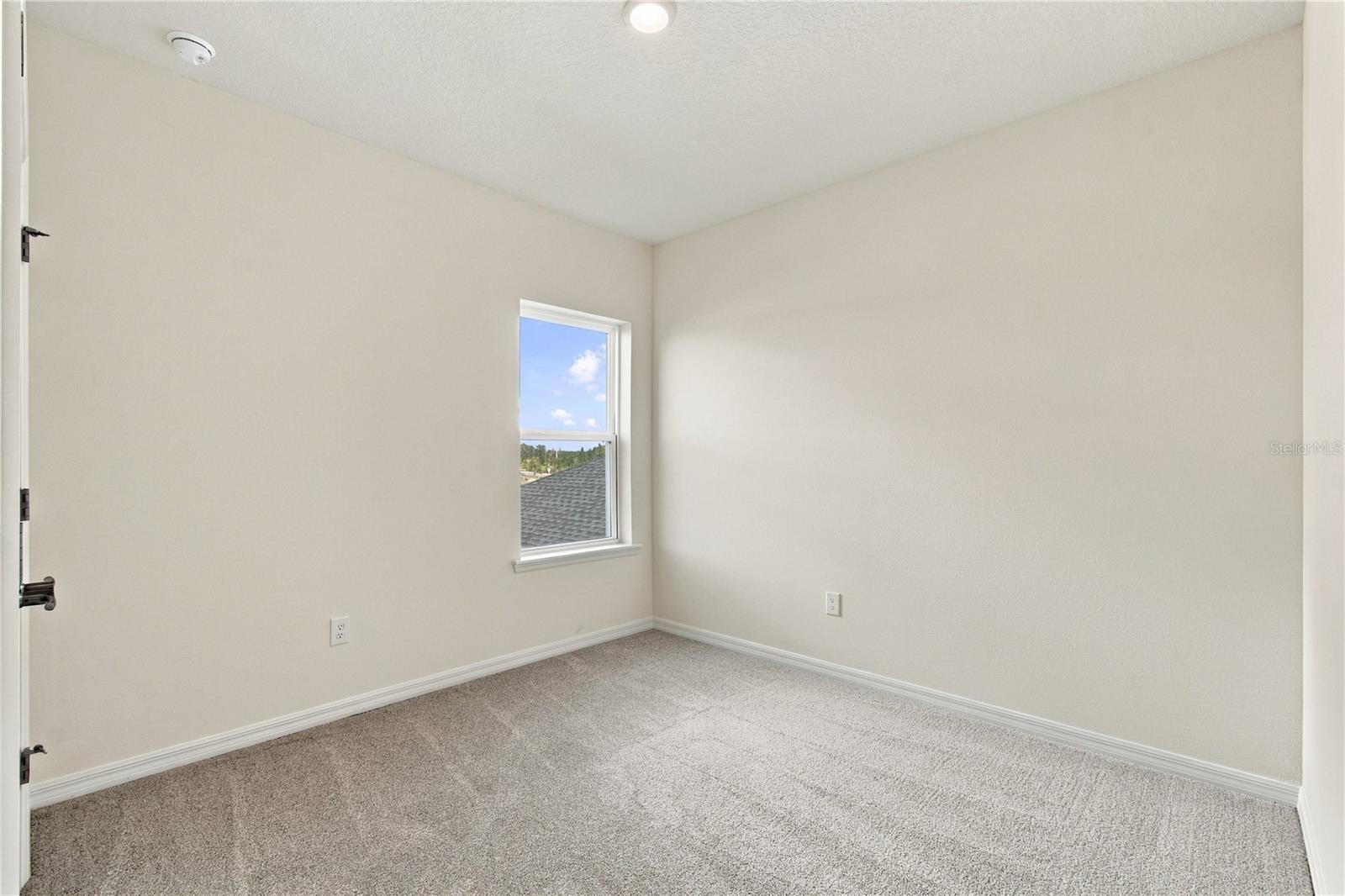 3226 Voyager Ave Property Photo 26