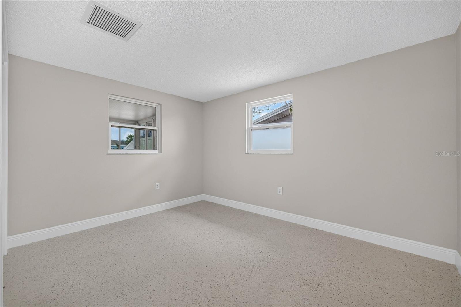13626 Jennita Dr Property Photo 14