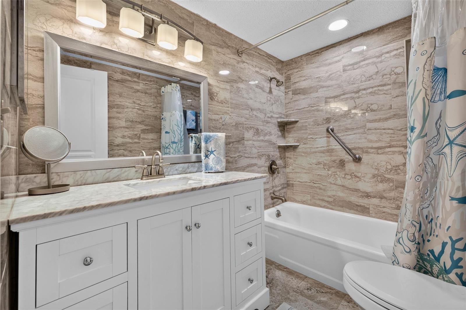 13626 Jennita Dr Property Photo 15